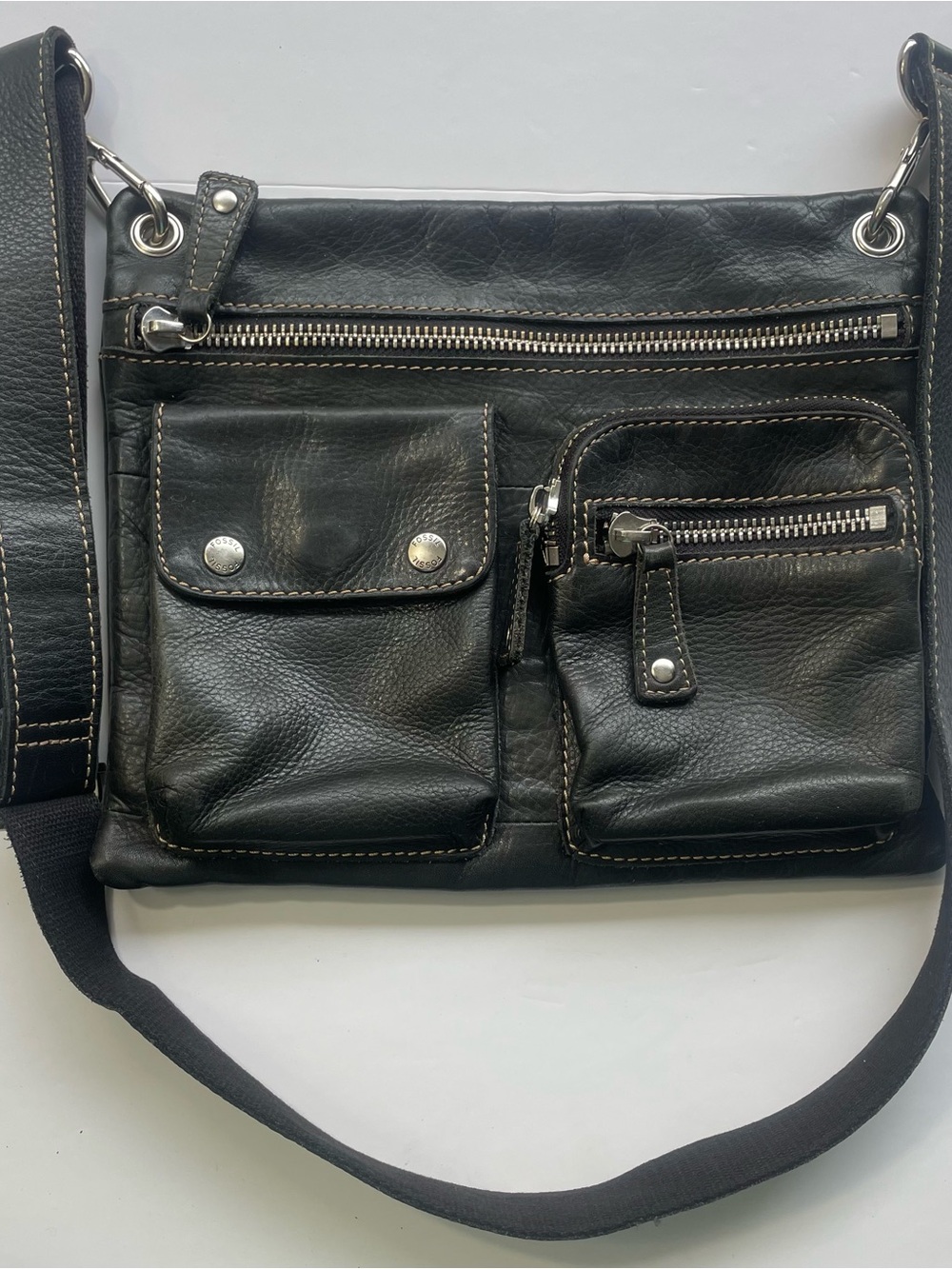 Fossil Black Pebbled Leather Multi-Pocket Crossbody Organizer Bag